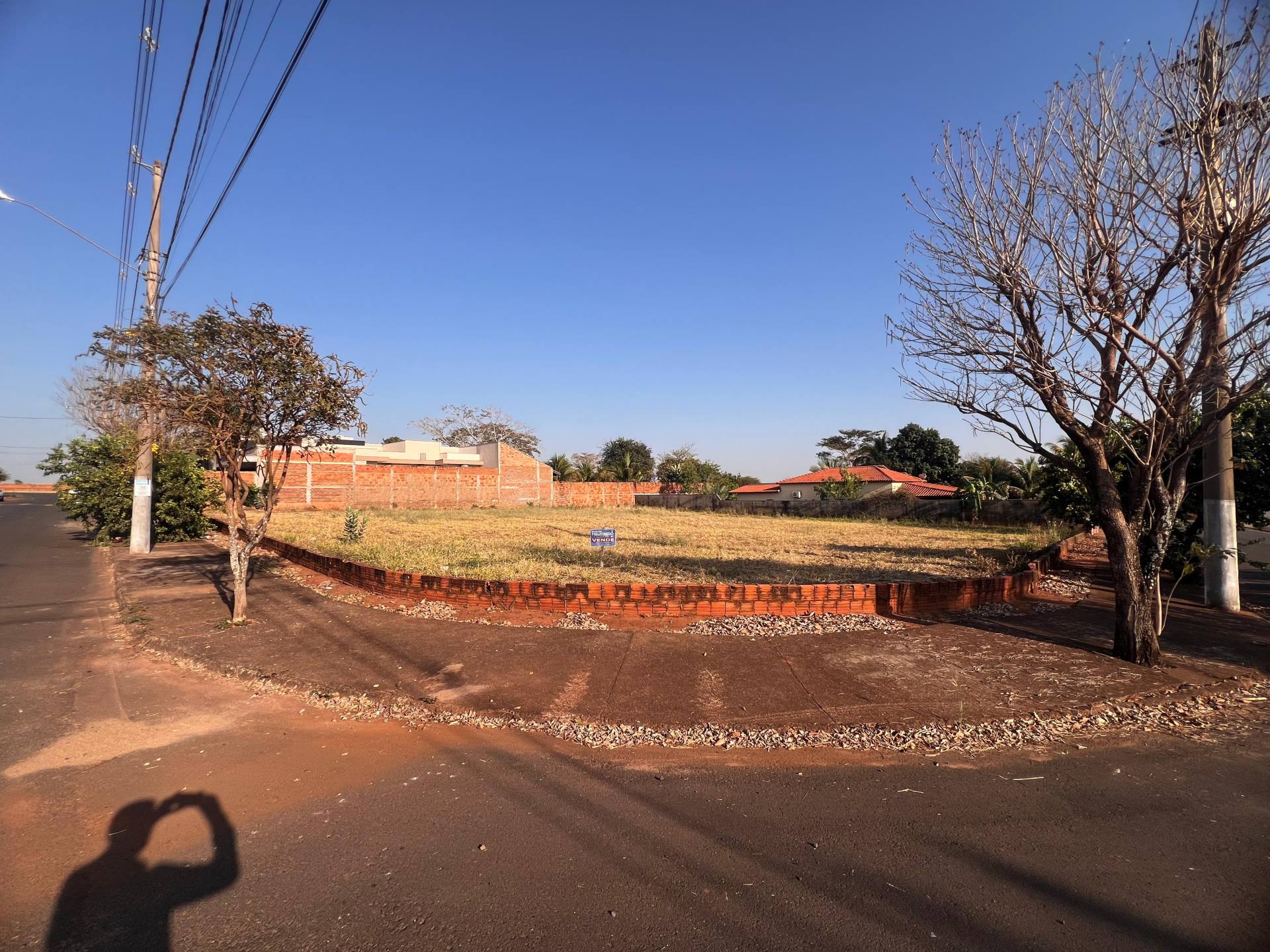Terreno em Condomínio Fechado