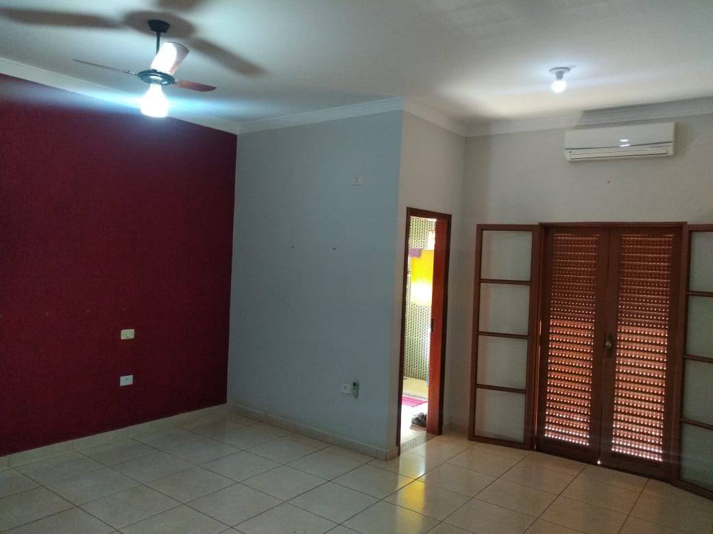 Casa em Condomínio